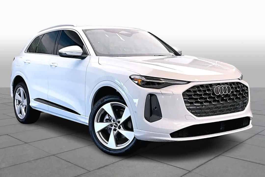 2025 Audi FY Q5 - Image 3 of 12
