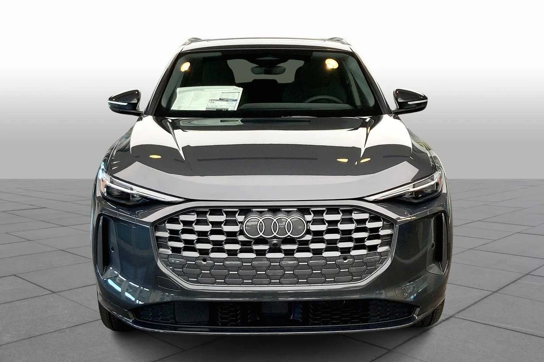 2025 Audi FY Q5 - Image 3 of 12