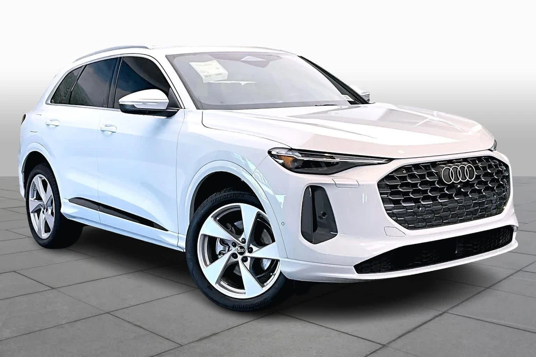 2025 Audi FY Q5 - Image 3 of 12