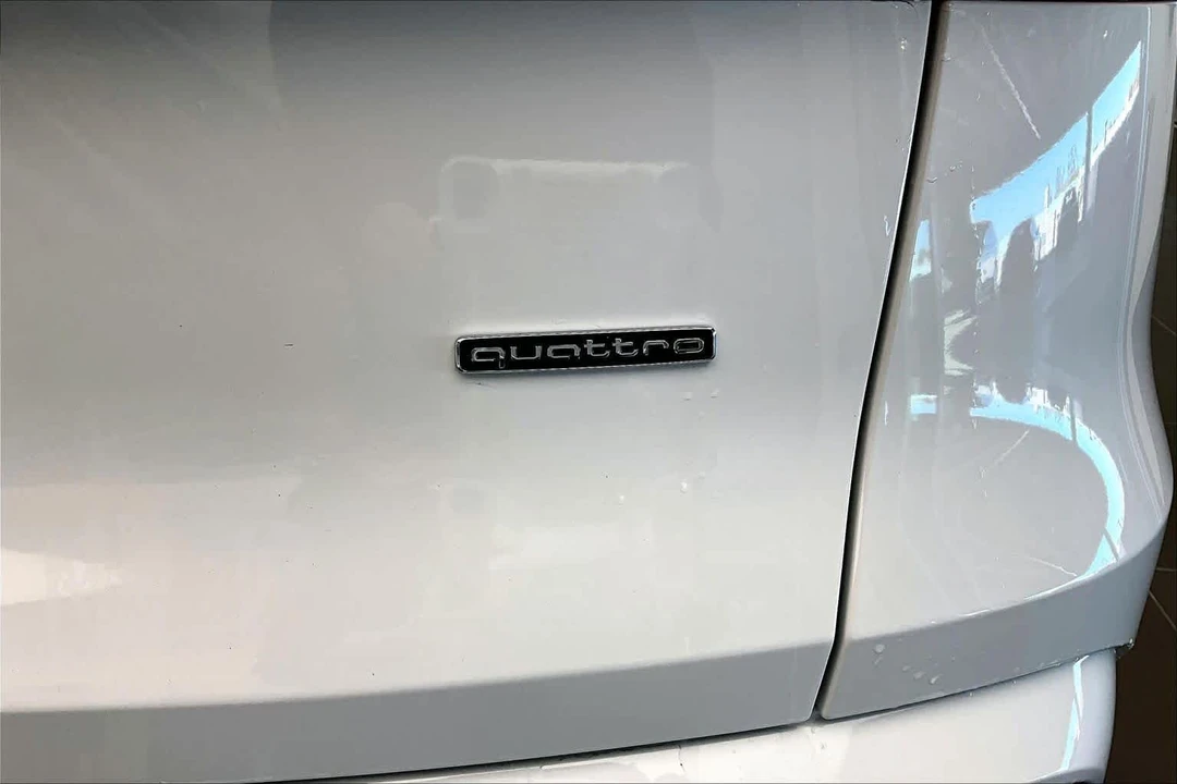 2025 Audi FY Q5 - Image 10 of 12