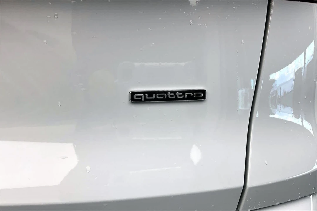 2025 Audi FY Q5 - Image 10 of 12