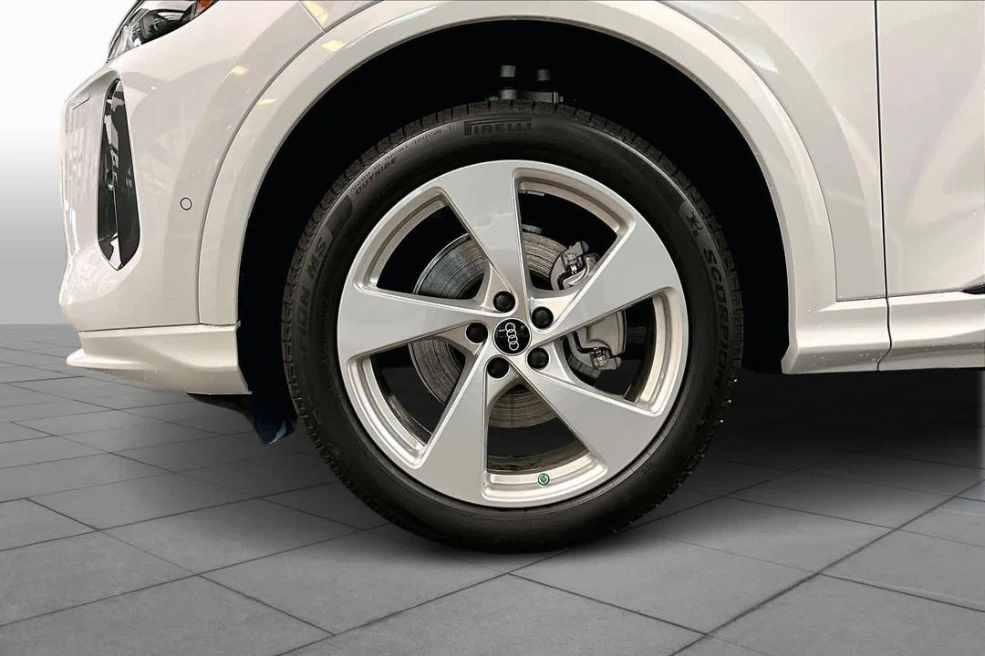 2025 Audi FY Q5 - Image 11 of 12