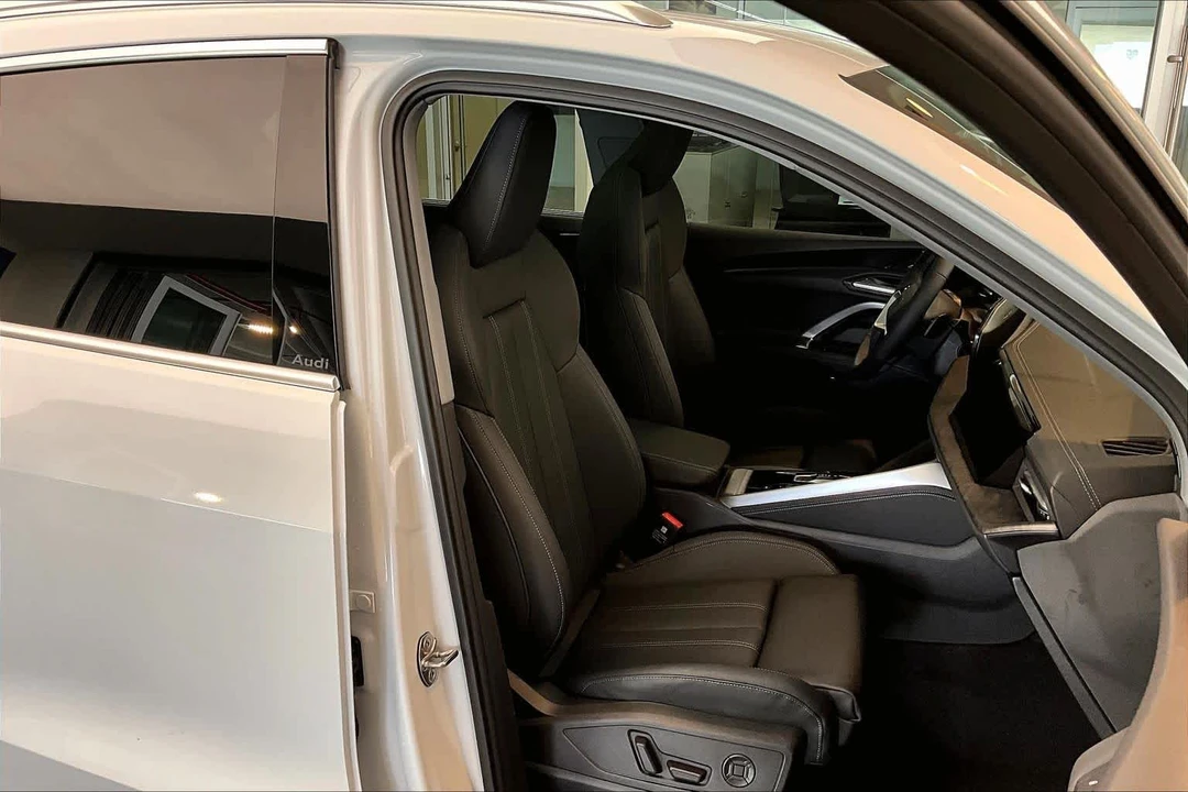 2025 Audi FY Q5 - Image 9 of 12
