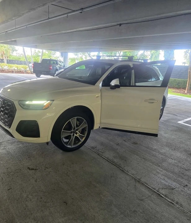 2025 Audi FY Q5 - Image 3 of 19