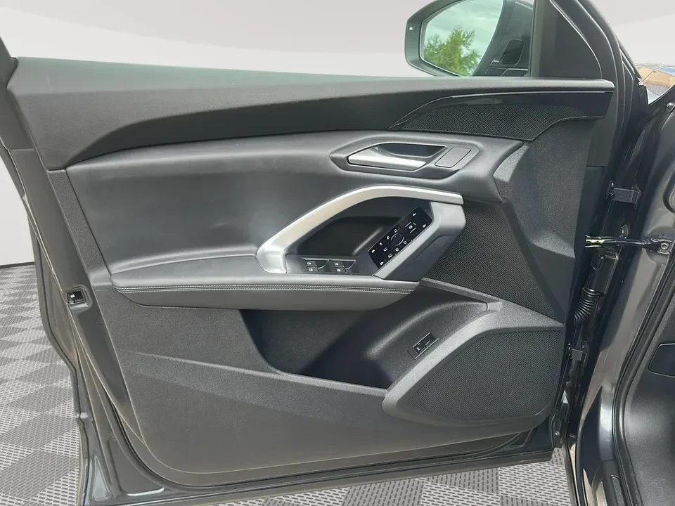 2025 Audi FY Q5 - Image 10 of 20