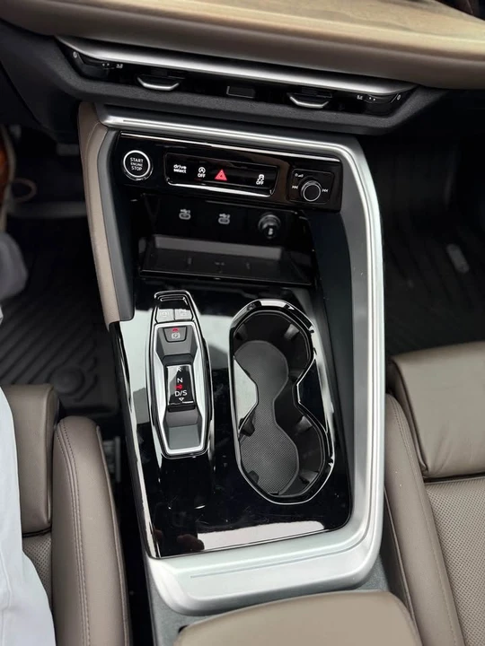 2025 Audi FY Q5 - Image 15 of 15