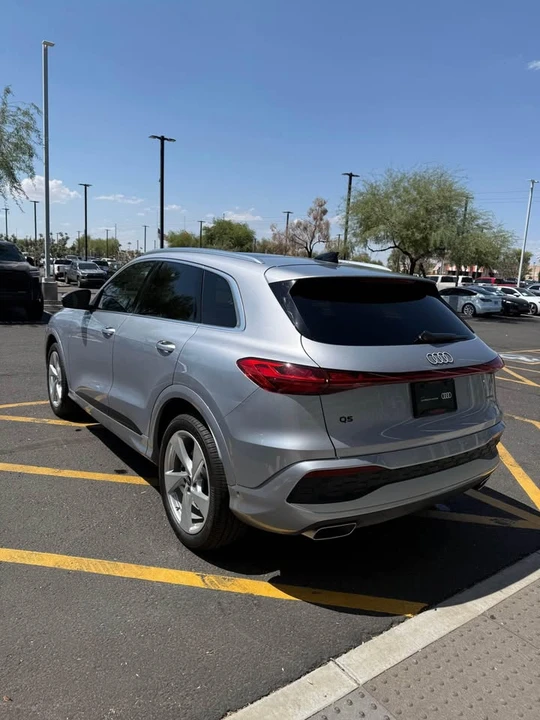 2025 Audi FY Q5 - Image 8 of 14