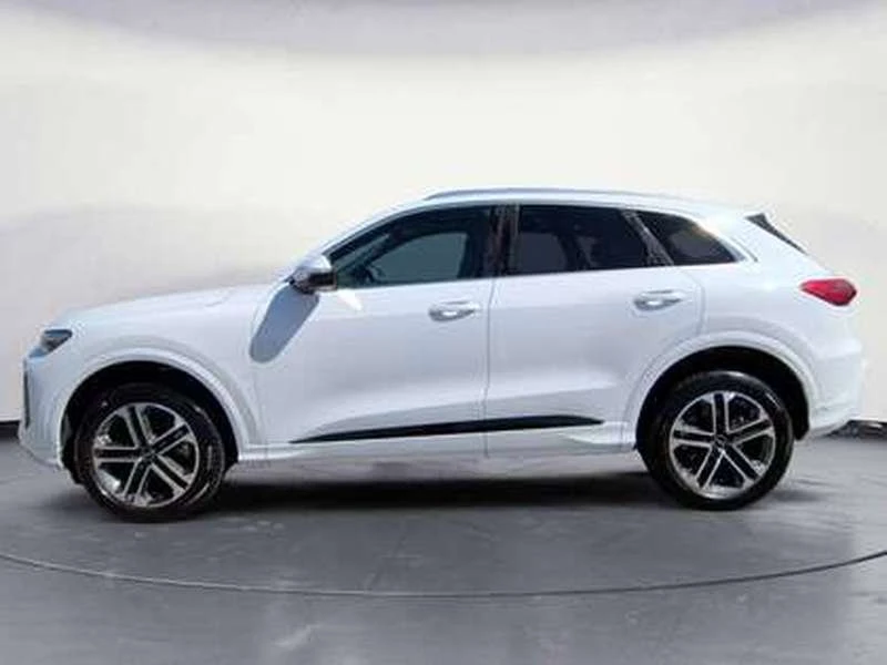 2025 Audi FY Q5 - Image 4 of 15