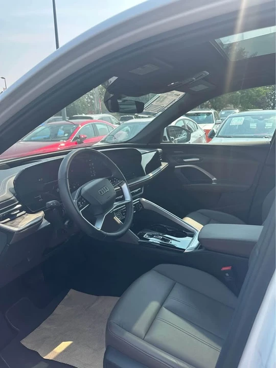 2025 Audi FY Q5 - Image 8 of 12