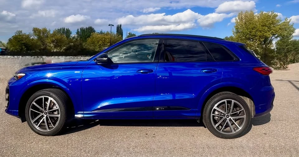 2025 Audi FY Q5 - Image 2 of 17