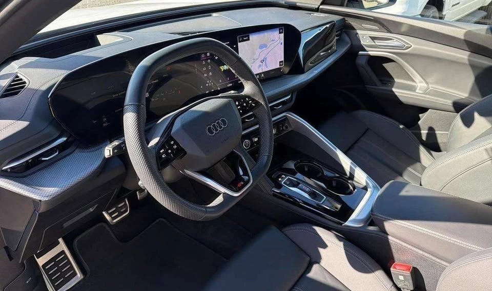 2025 Audi FY Q5 - Image 2 of 2