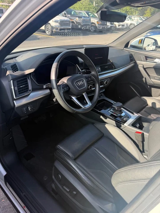 2025 Audi FY Q5 - Image 3 of 4