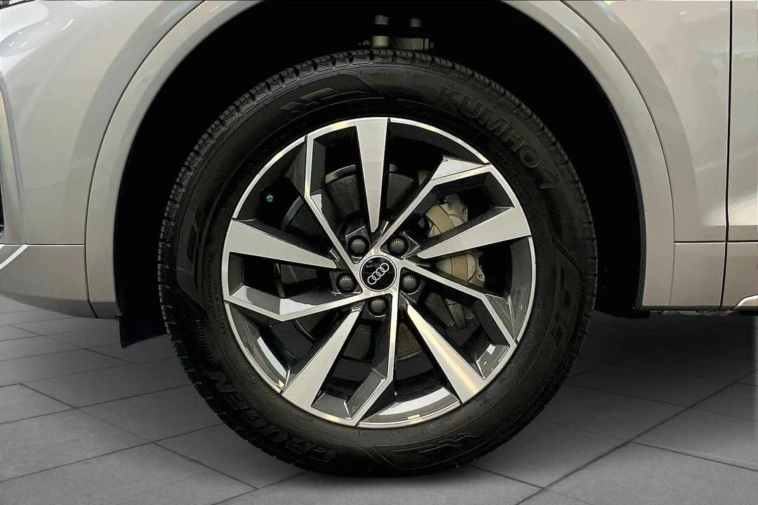 2025 Audi FY Q5 - Image 9 of 12