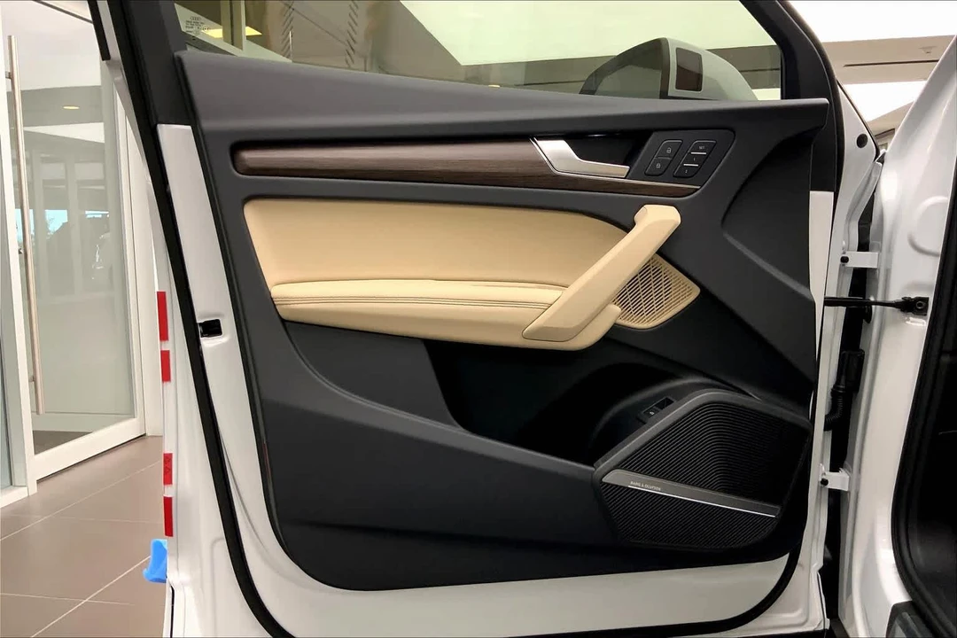 2025 Audi FY Q5 - Image 10 of 12
