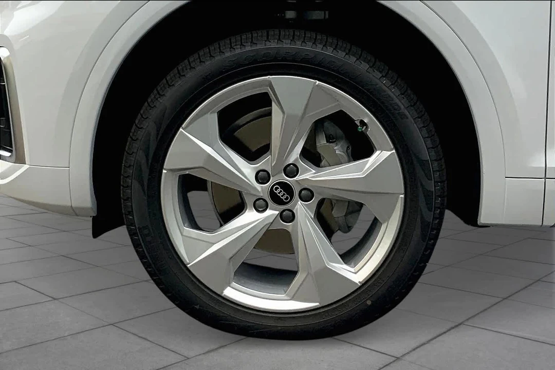 2025 Audi FY Q5 - Image 11 of 12