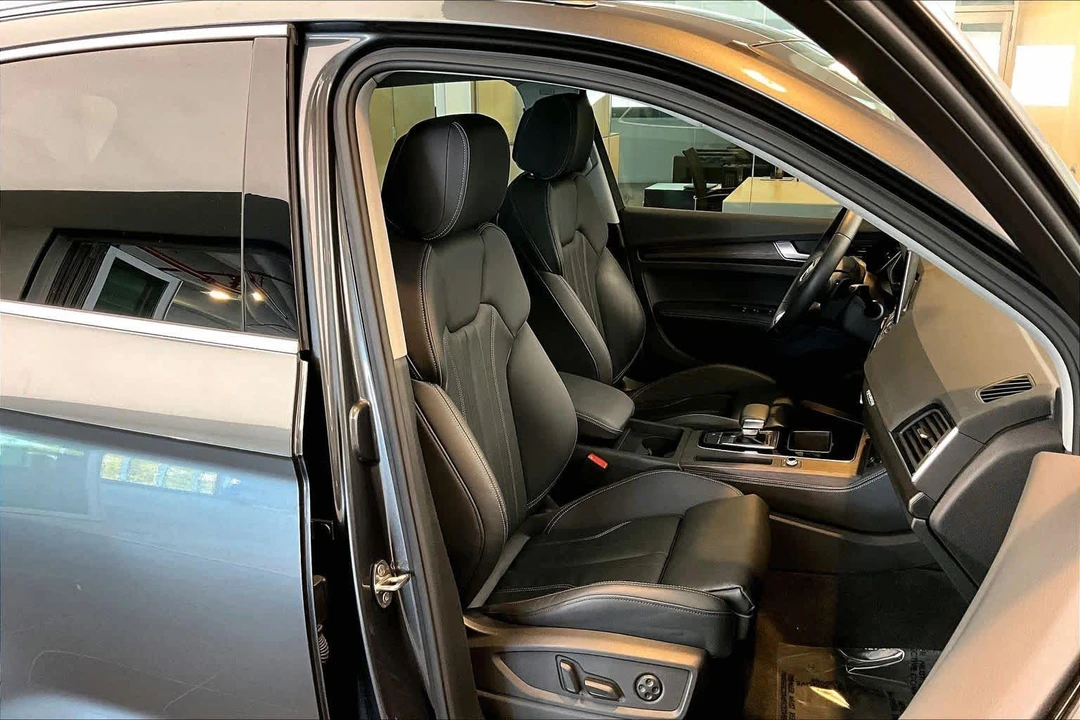 2025 Audi FY Q5 - Image 9 of 12