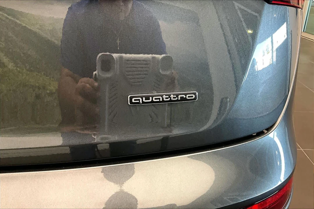 2025 Audi FY Q5 - Image 10 of 12