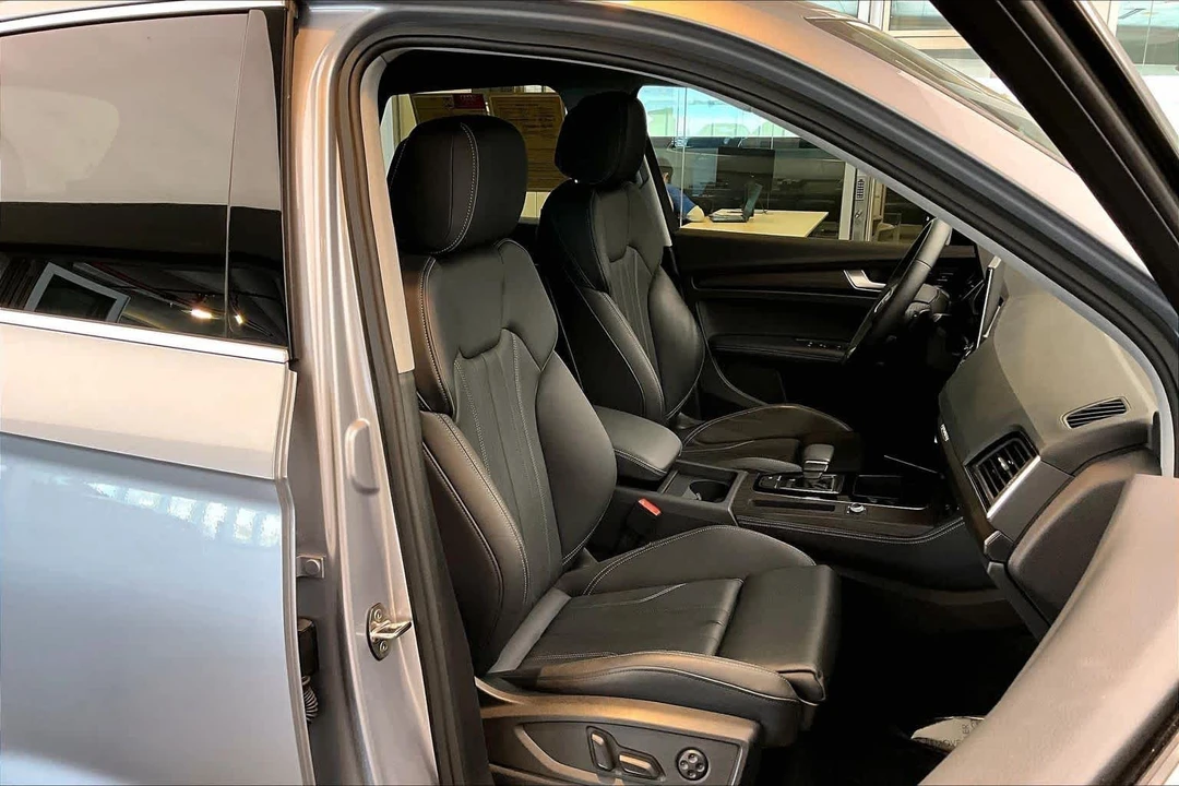 2025 Audi FY Q5 - Image 9 of 12