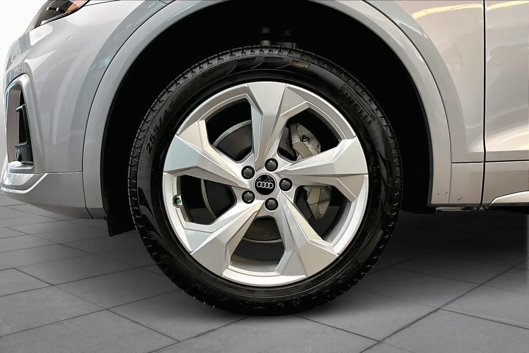 2025 Audi FY Q5 - Image 11 of 12