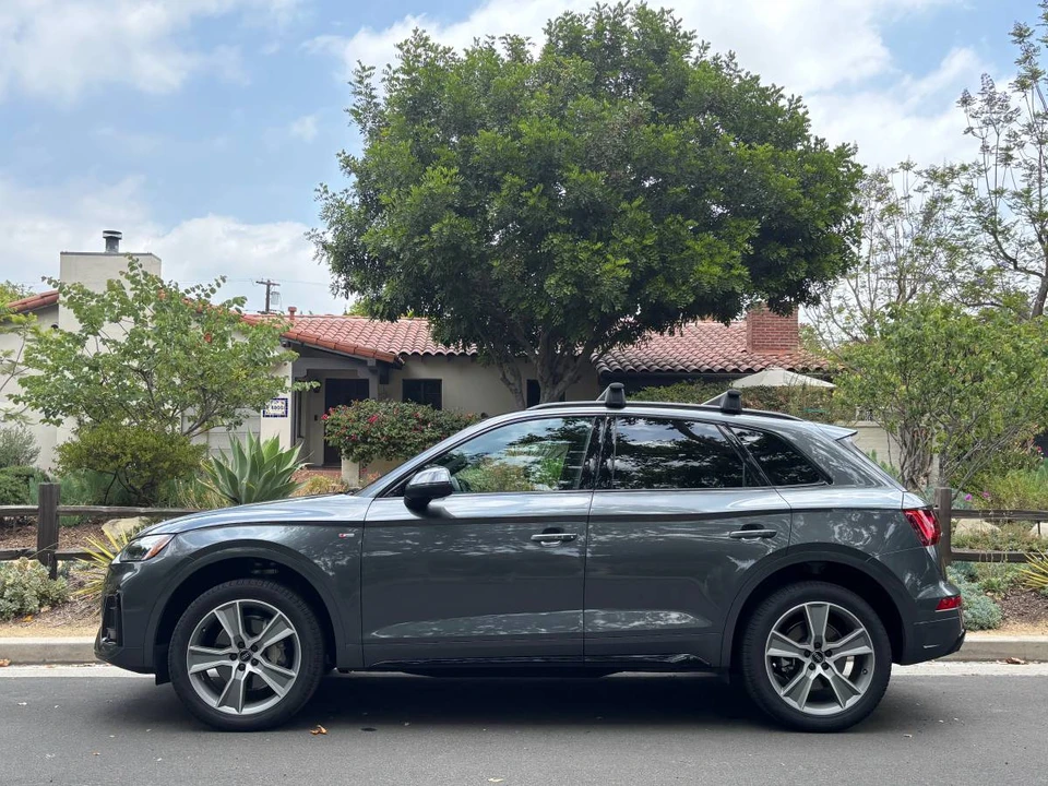 2025 Audi FY Q5 - Image 9 of 11