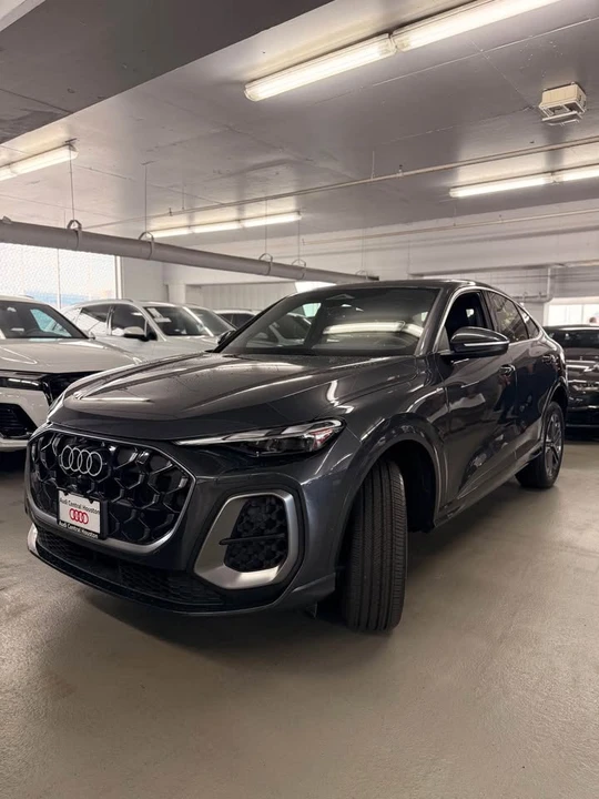 2025 Audi FY Q5 - Image 2 of 9