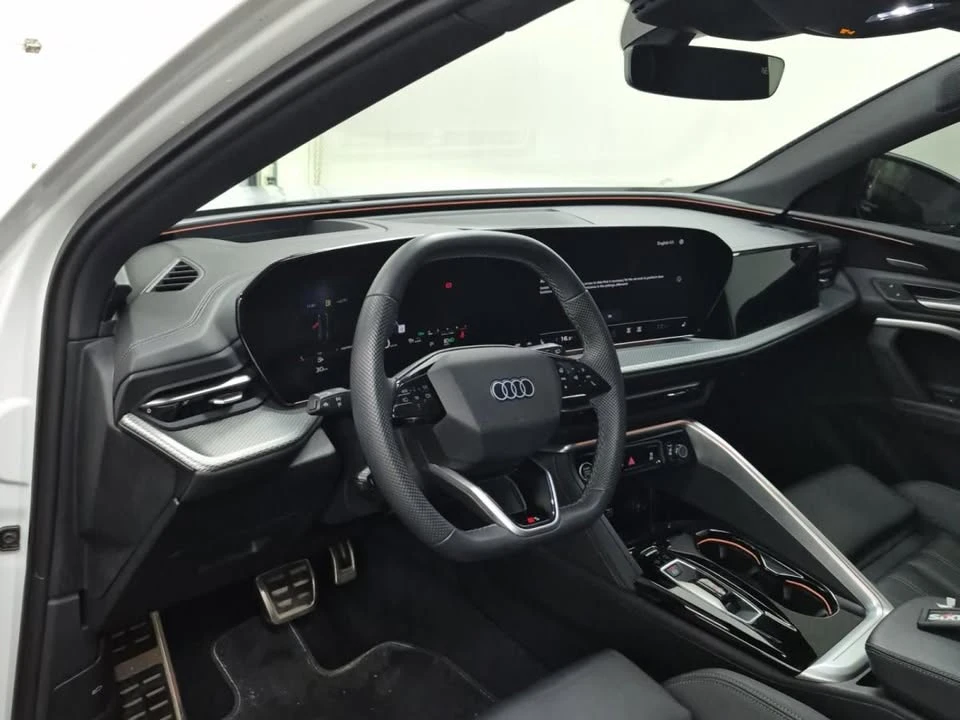 2025 Audi FY Q5 - Image 2 of 2