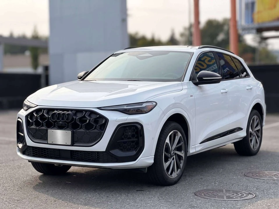 2025 Audi FY Q5 - Image 2 of 8