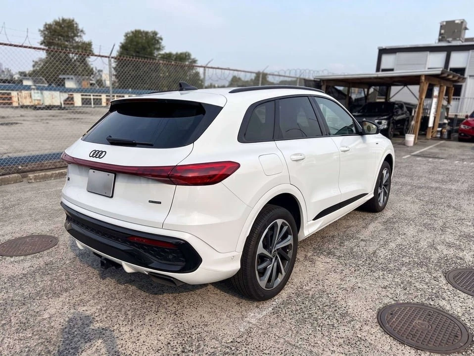 2025 Audi FY Q5 - Image 3 of 8