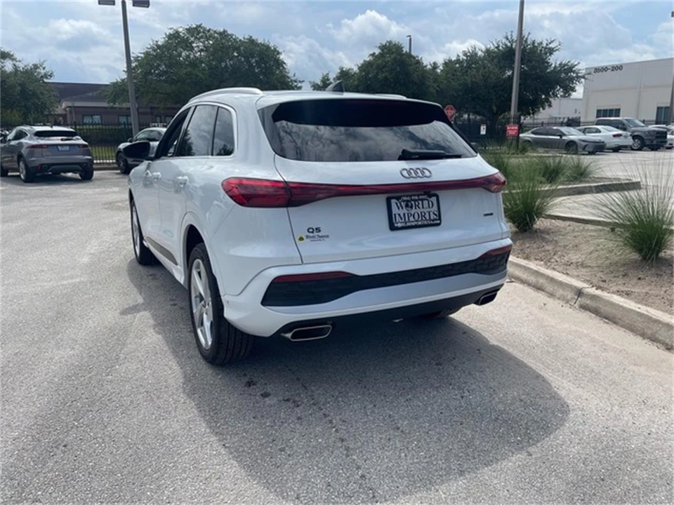 2025 Audi FY Q5 - Image 3 of 4