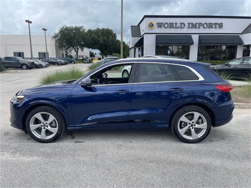 2025 Audi FY Q5 - Image 2 of 4
