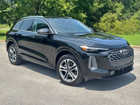 2025 Audi Q5 quattro Premium Plus TFSI