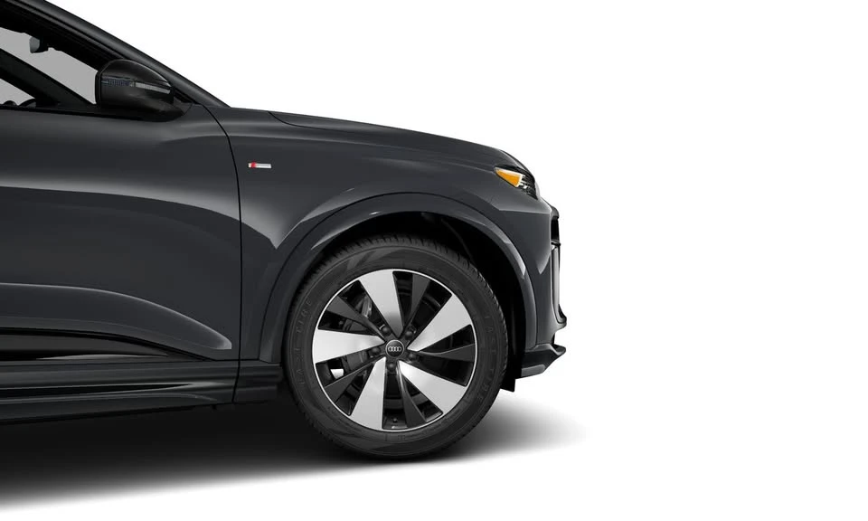 2025 Audi Q6 e-tron - Image 16 of 20
