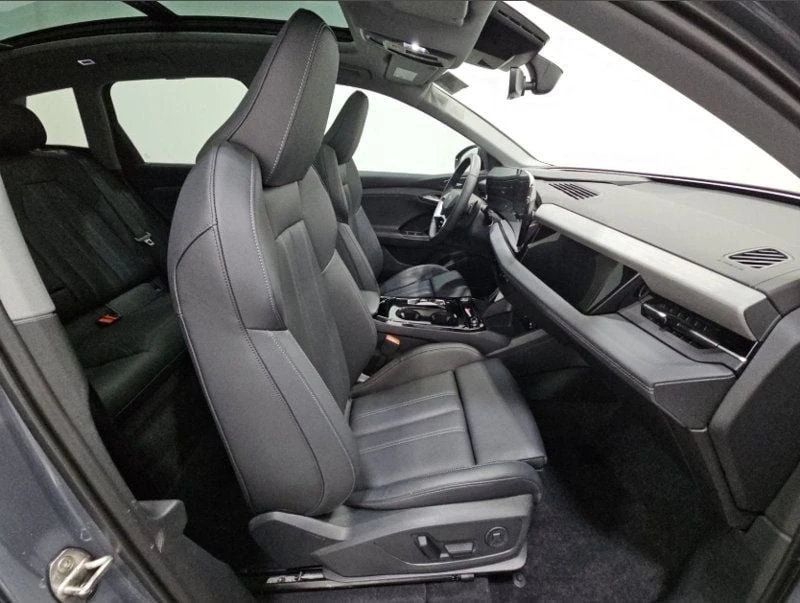 2025 Audi Q6 e-tron - Image 3 of 8