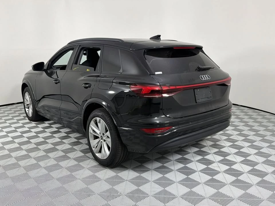 2025 Audi Q6 e-tron - Image 6 of 12