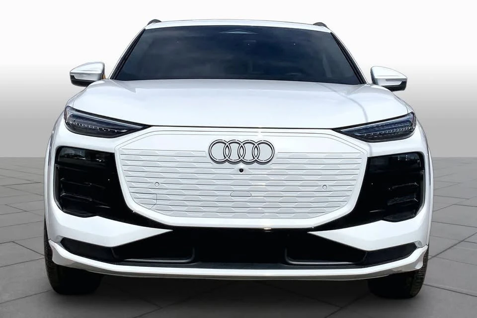 2025 Audi Q6 e-tron - Image 3 of 20