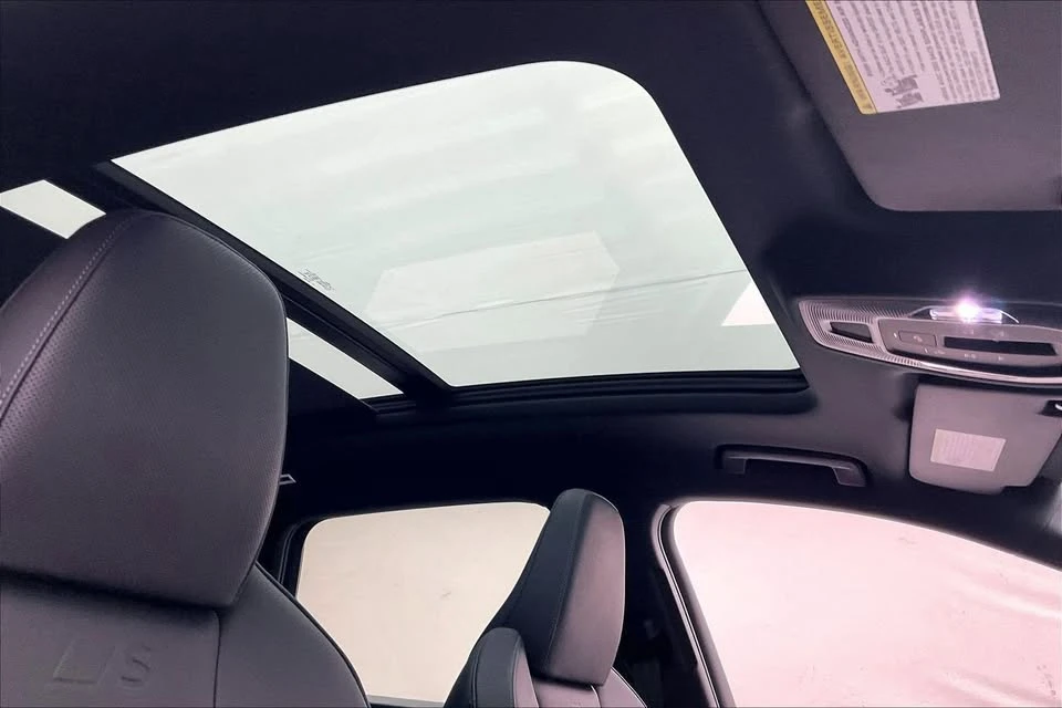 2025 Audi Q6 e-tron - Image 9 of 20