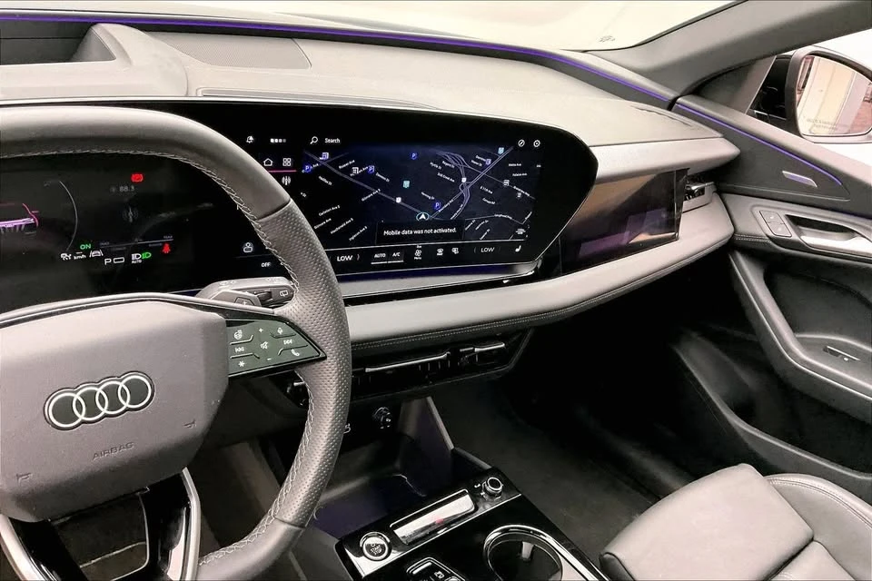 2025 Audi Q6 e-tron - Image 11 of 20