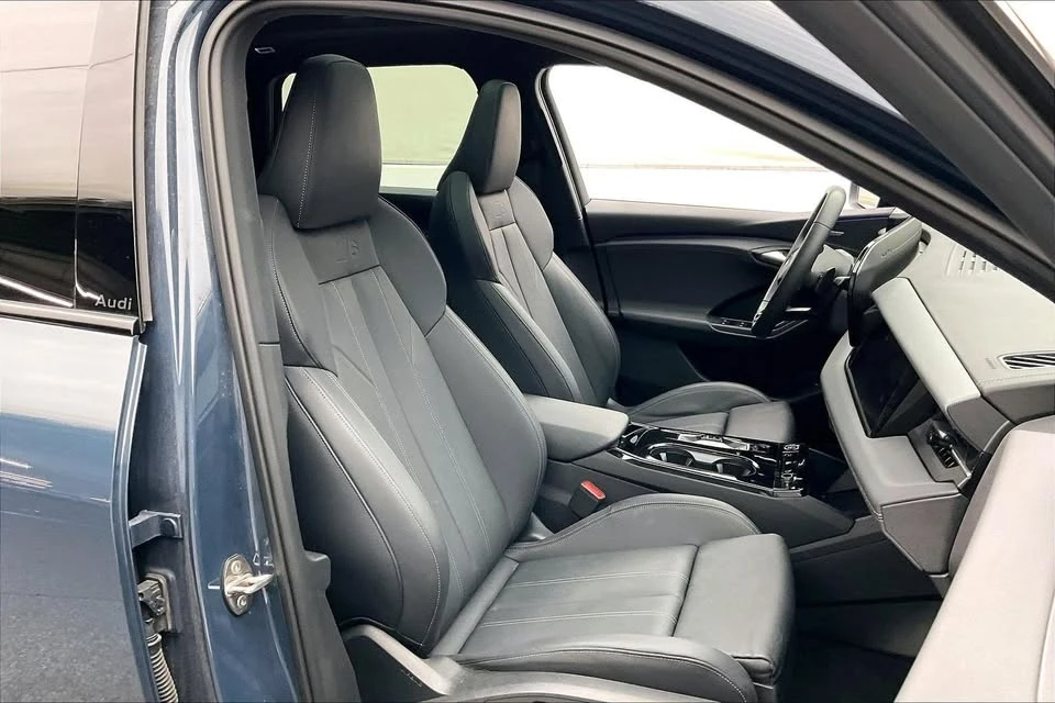 2025 Audi Q6 e-tron - Image 13 of 20
