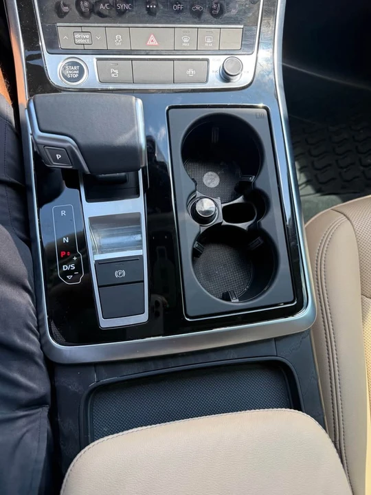 2025 Audi 4M Q7 - Image 9 of 17
