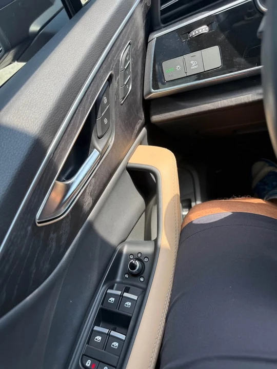 2025 Audi 4M Q7 - Image 10 of 17