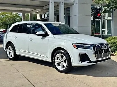 2025 Audi Q7 45 Premium