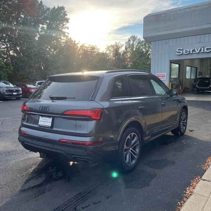 2025 Audi 4M Q7 - Image 6 of 15