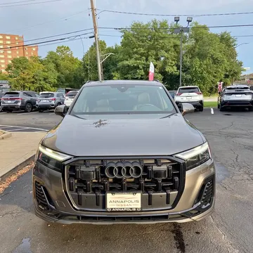 2025 Audi Q7 45 Premium Plus