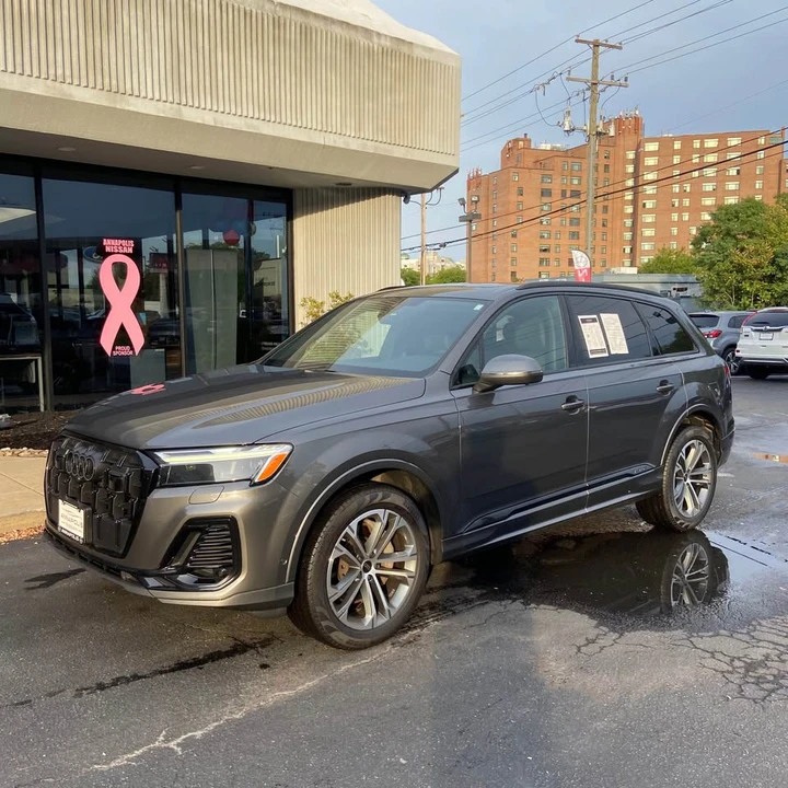 2025 Audi 4M Q7 - Image 3 of 15