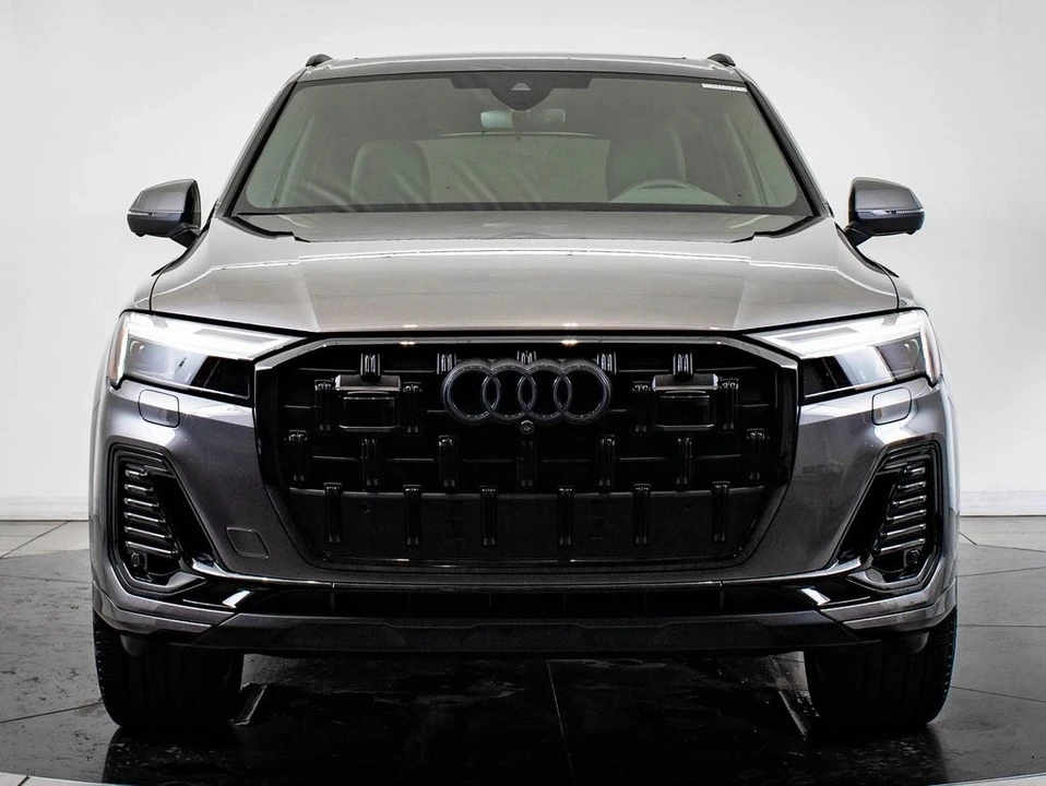 2025 Audi 4M Q7 - Image 2 of 21