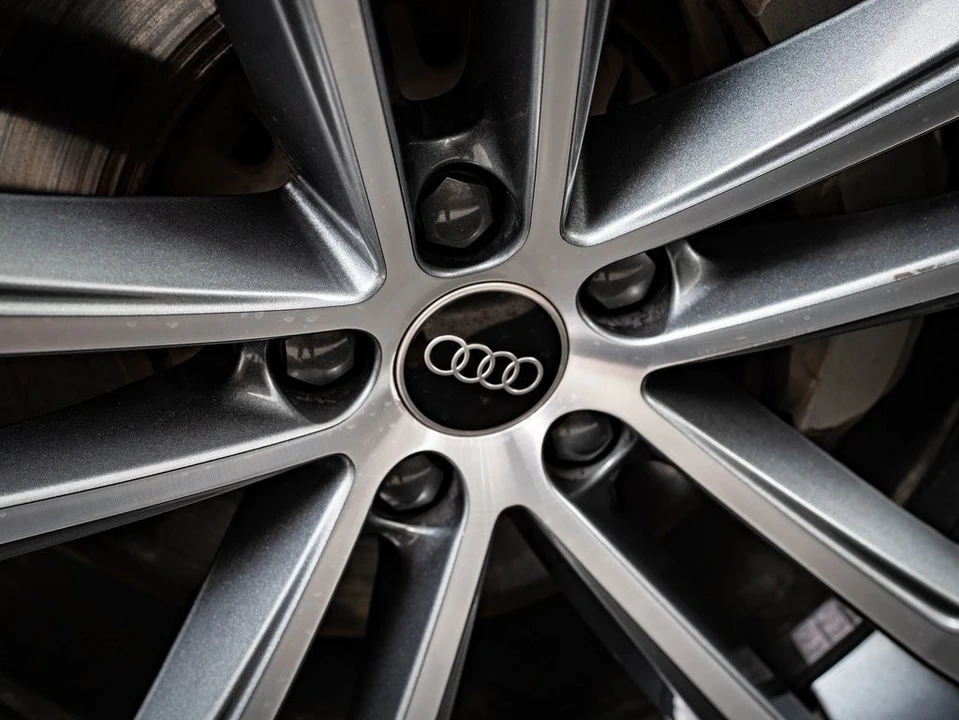 2025 Audi 4M Q7 - Image 8 of 21