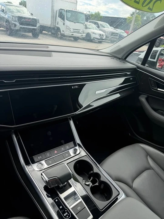 2025 Audi 4M Q7 - Image 6 of 11
