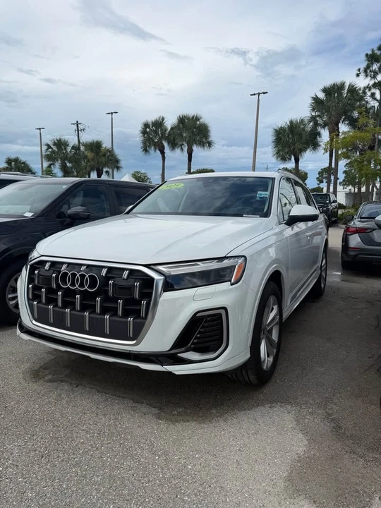 2025 Audi 4M Q7 - Image 3 of 11