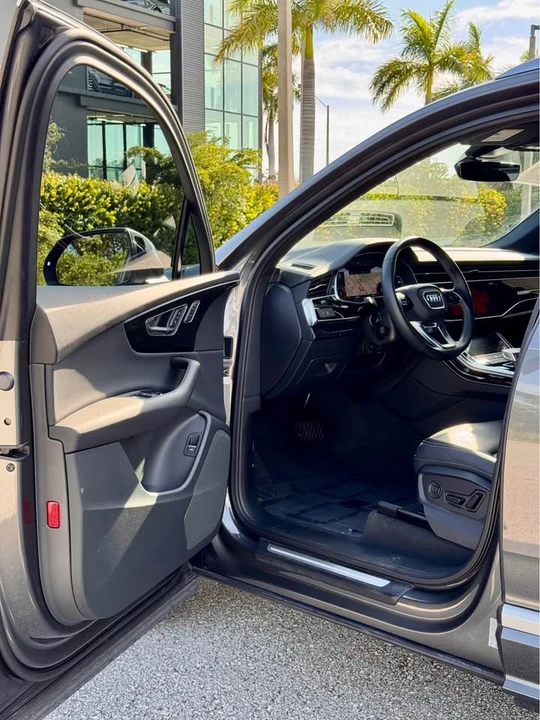 2025 Audi 4M Q7 - Image 8 of 18