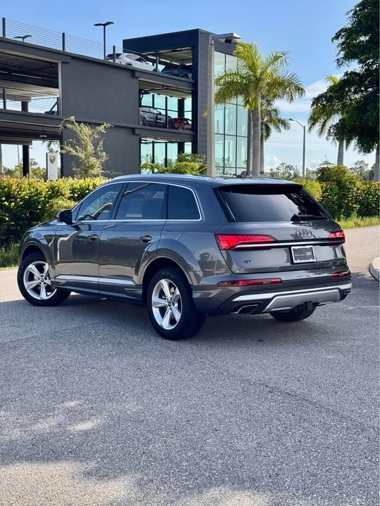 2025 Audi 4M Q7 - Image 3 of 18